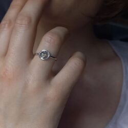 Bague lunaire pierre